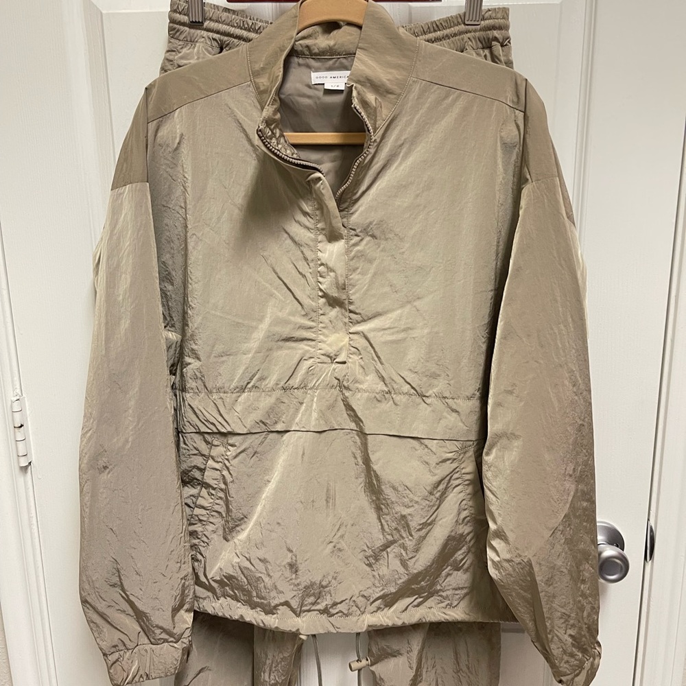 Good American Taupe Two Piece Sweatsuit - Picture 2 of 16